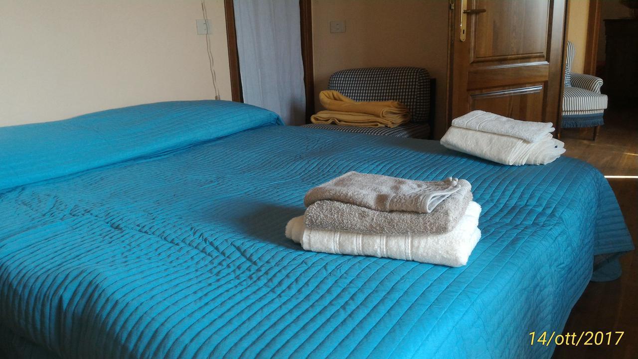L'Ape In Corte Casa Di Campagna, Via Francigena Stanze E Colazione Vaccarizza Exteriör bild