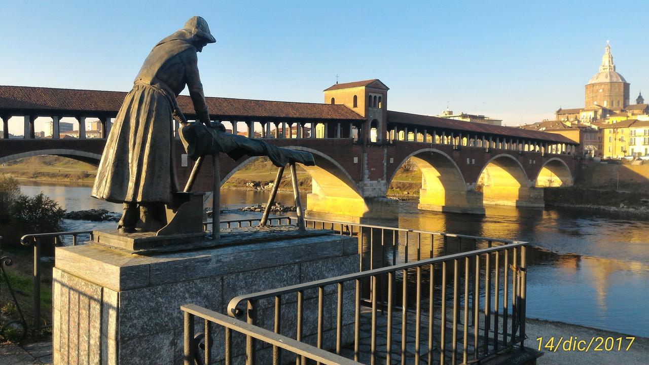 L'Ape In Corte Casa Di Campagna, Via Francigena Stanze E Colazione Vaccarizza Exteriör bild